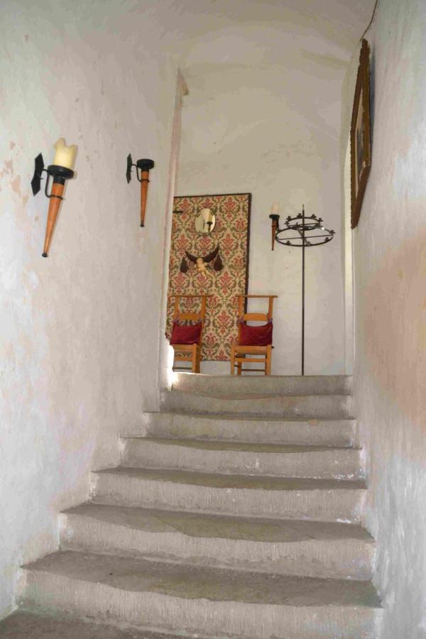 Chateau De Rosans Esterno foto