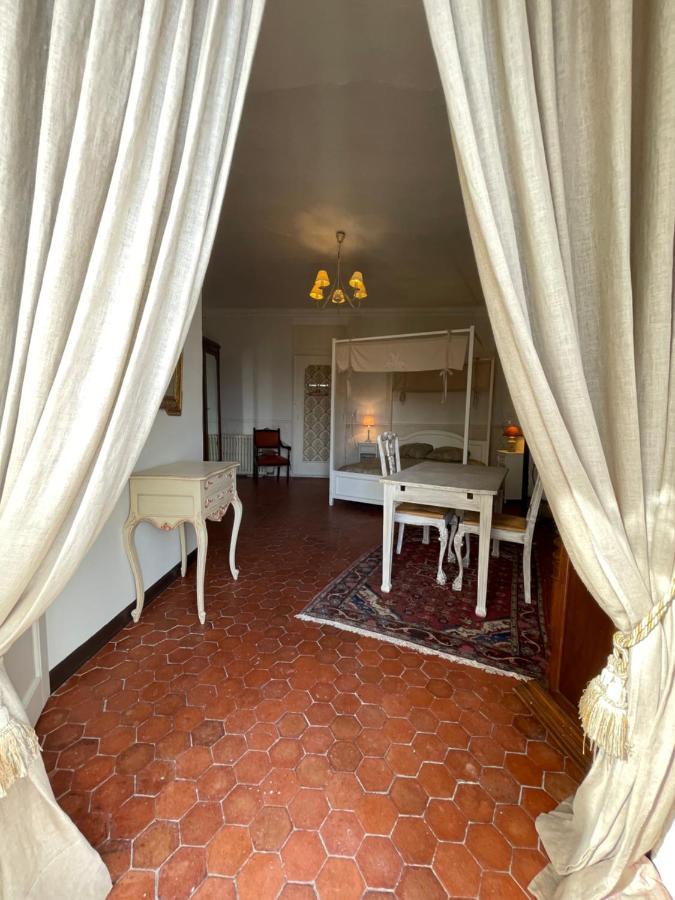 Chateau De Rosans Esterno foto